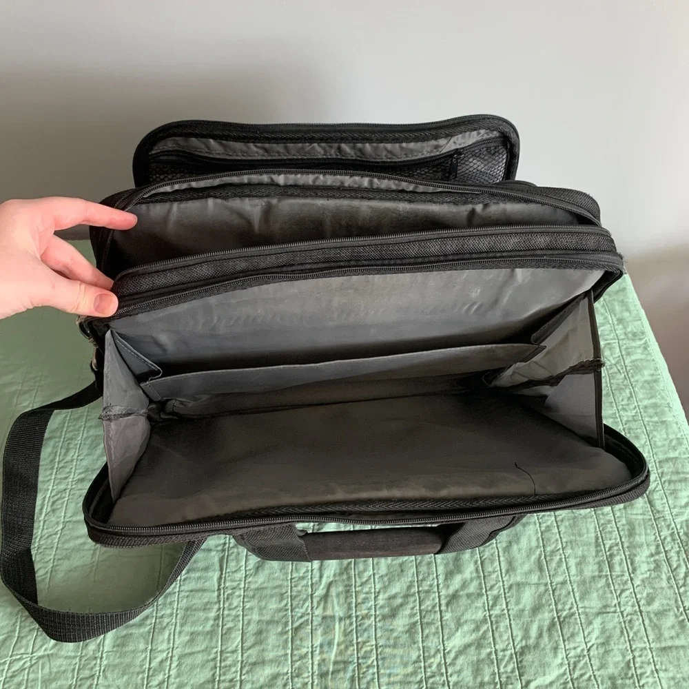 Black Dell Briefcase Satchel Shoulder Laptop Computer Bag